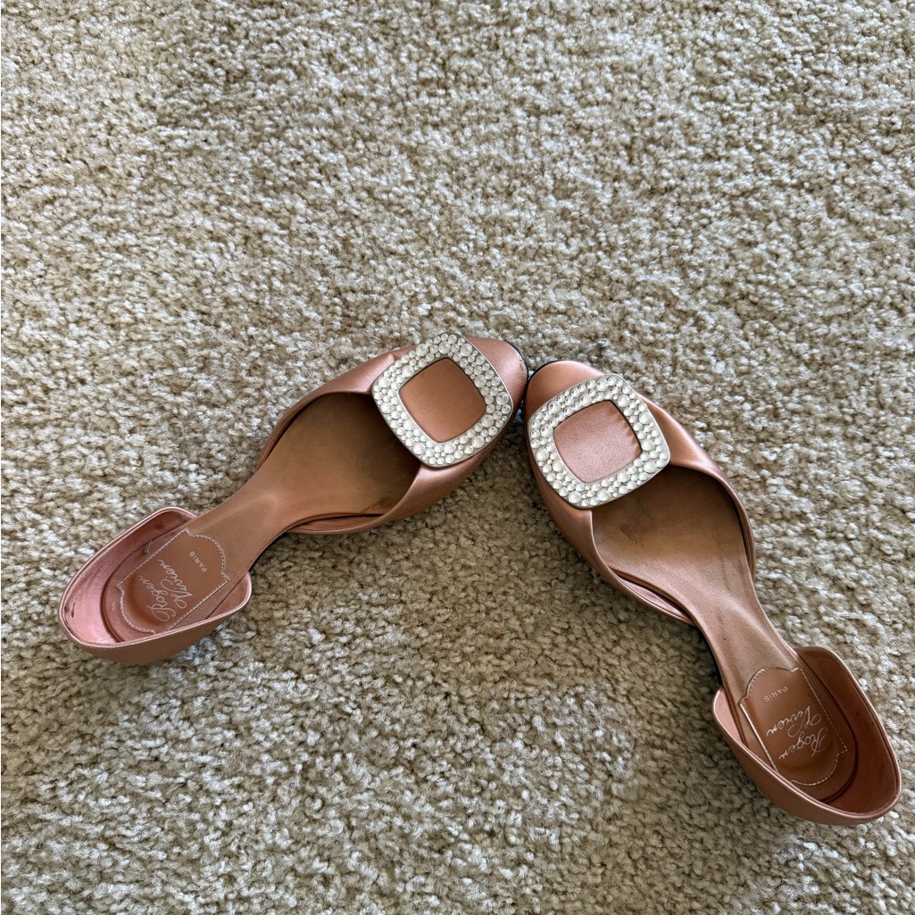 Roger Vivier Pink Sandals With Rhinestone Buckle